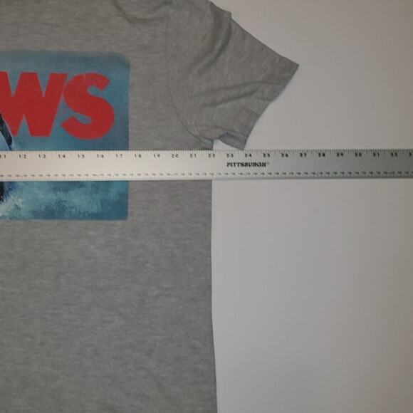 Universal Studios Jaws Graphic T-Shirt Hybrid Apparel Adult L NWT - Picture 9 of 11
